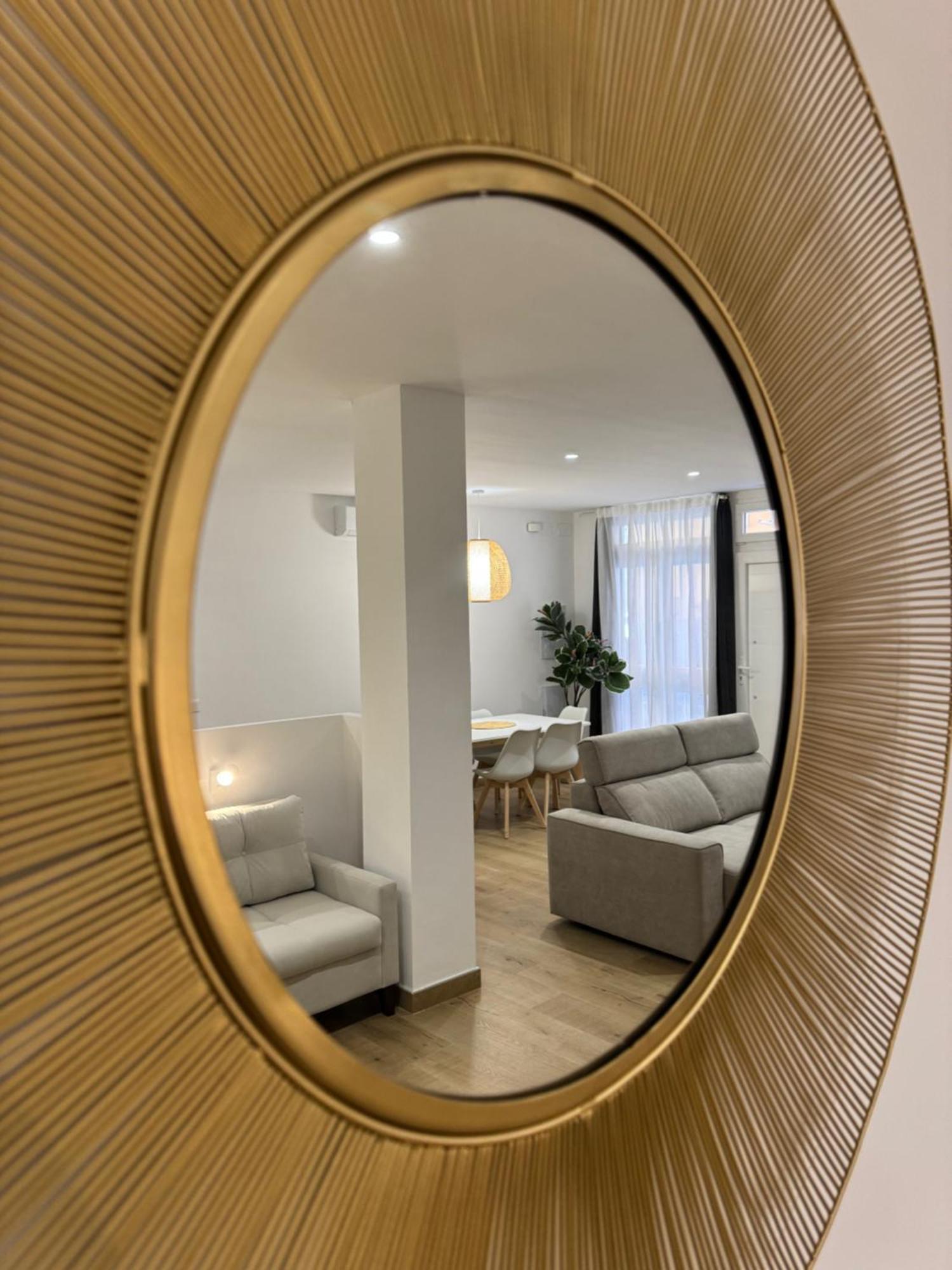 Alderete Suites Малага Экстерьер фото